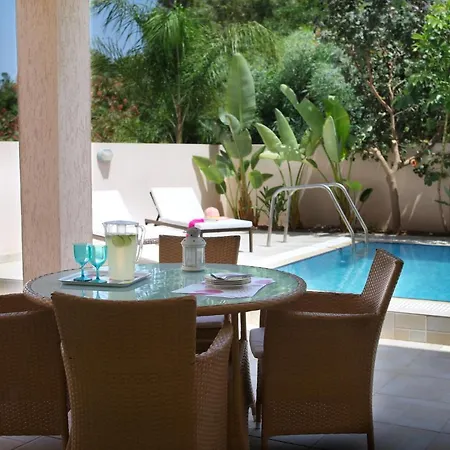 You And Your Family Will Love This Close To Pernera, 1453 * 普罗塔拉斯